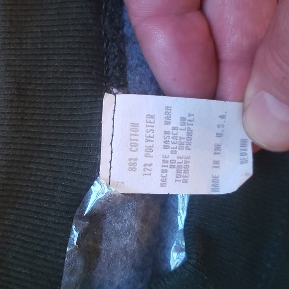 Vintage Boston Garden embroidered Sweatshirt from final year size is Medium - Picture 4 of 7